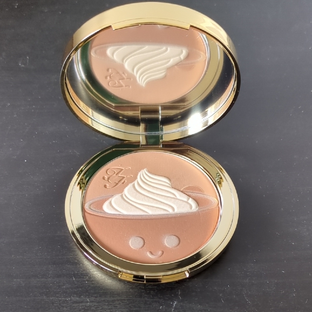 Too Faced bronzer
